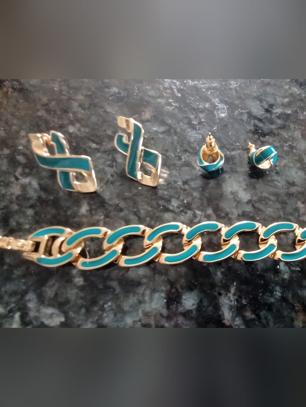 MONET VTG Bracelet Set Demi-Parure Gold & Teal & 2 Pair Earring 7pc
